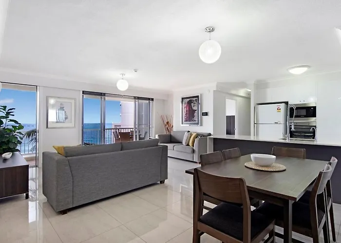 Stunning 2 Bedroom Ocean View Apartment