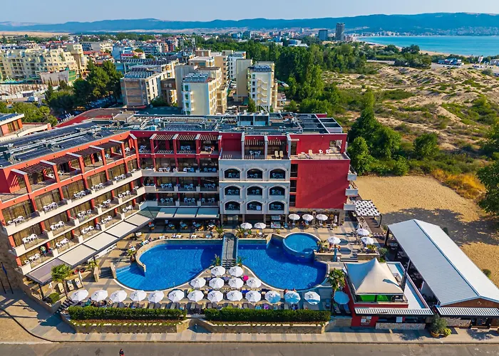 Jacuzzi hotel: Hotel Nobel Ultra All Inclusive - Free Beach Access