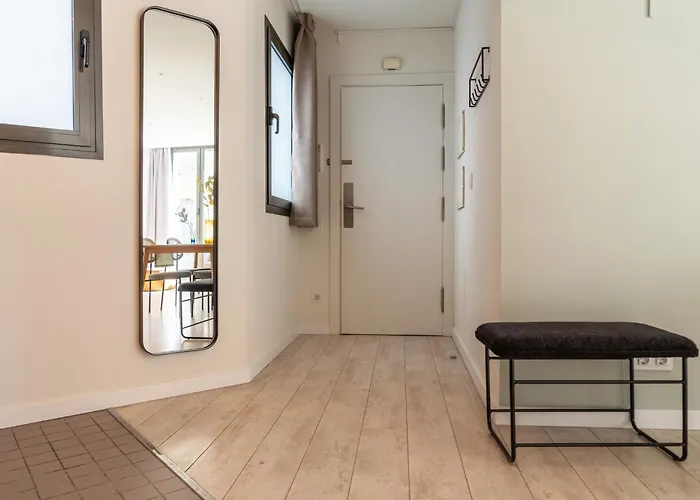 Limehome Barcelona Rector Triadó