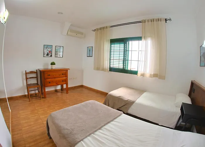 Apartamentos La Palmera