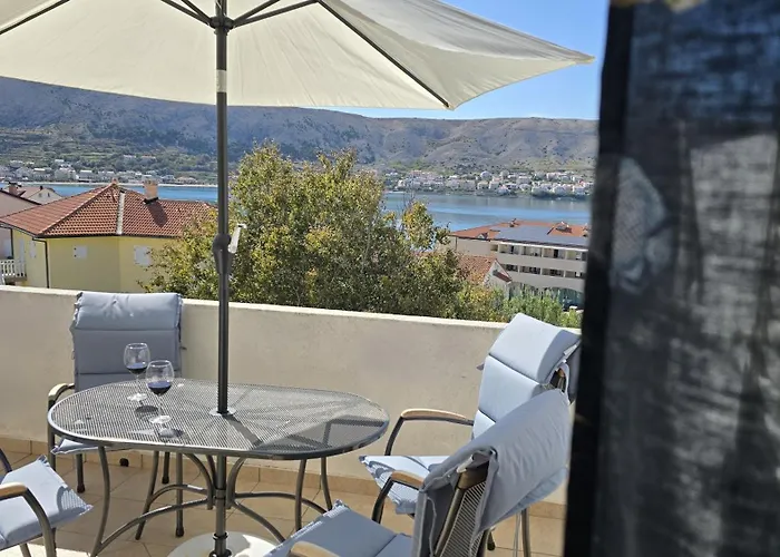 Apartments Burcul Pag
