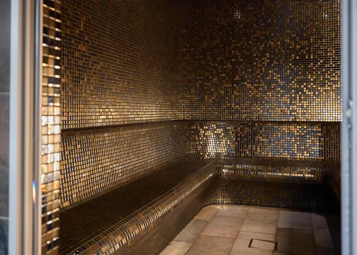 Haven Hotel Rotterdam, Curio Collection By Hilton