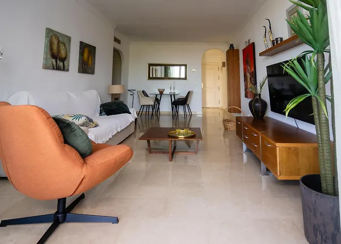 Appartement Gelegen Aan De Golfbaan Op La Quinta Benahavis Marbella
