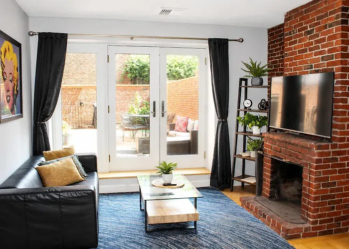 Beautiful 2Bedroom In The South End Boston - Ground Level Unit