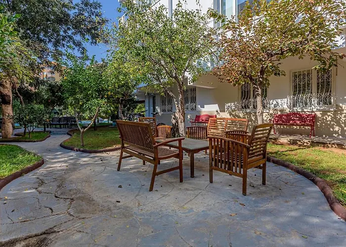 Melissas Suites Lara