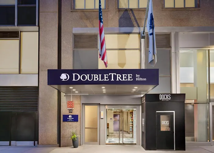 Hotels Close to Airport Doubletree By Hilton New York Midtown Fifth Ave