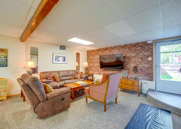 Anchorage Apt: Home Base For Alaska Adventure!