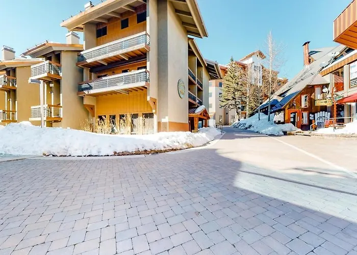 Emmons Escape & Cozy Slopeside Condo