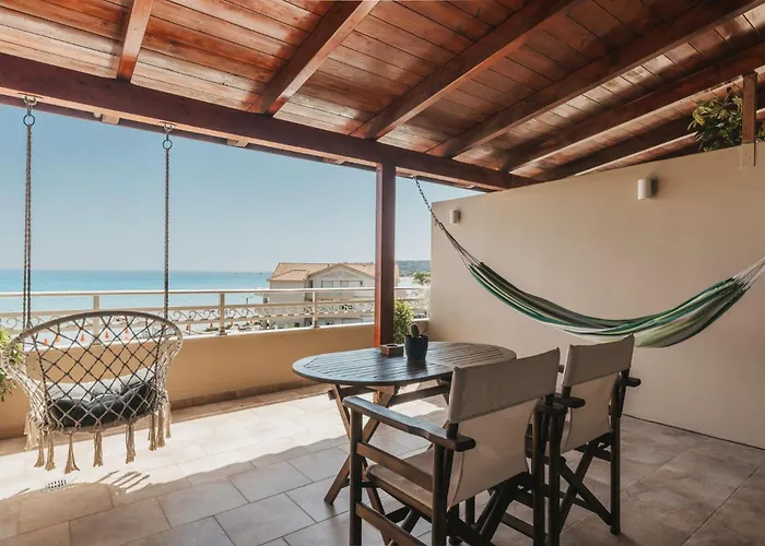 Boho Sea View Studio