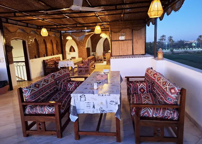 Casa Loko Guest House
