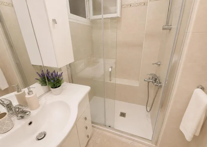 Casa Deluxe -50M Dal Mare-