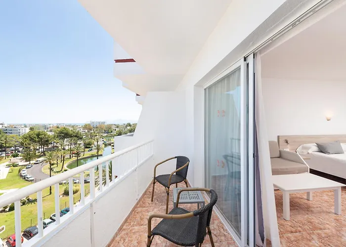 Apartamentos Siesta I