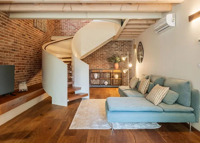 Oporto Maison Alves Da Veiga