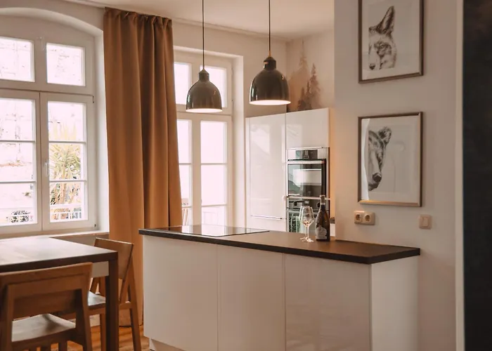 Das Haus Zur Rothen Thuer 2