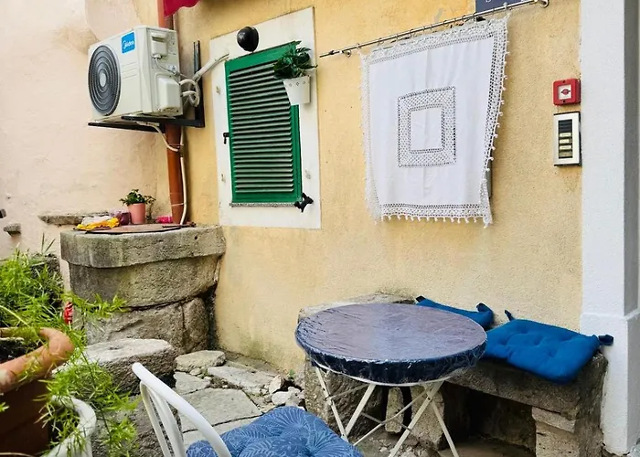 Vrbnik Old City Loft