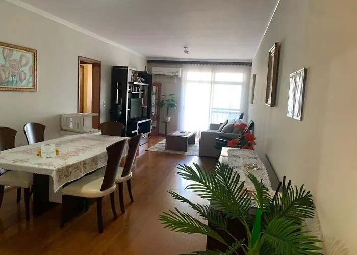 Amplo apartamento Balneário Camboriú SC
