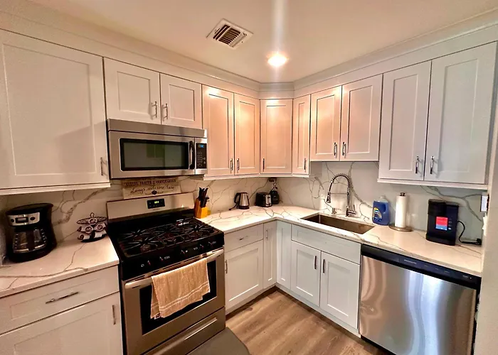 The Chic Suite - 1Br With Luxe Amenities
