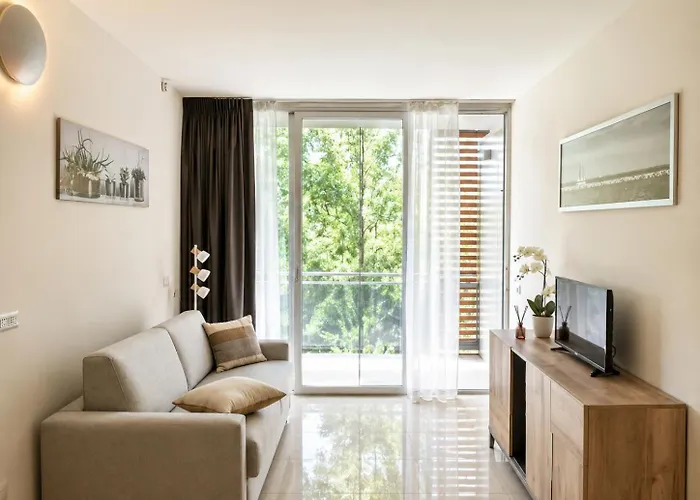 Apartment Mare45 - 10 Minutes Walk From The Beach With One Private Ombrella And Three Sun-Beds