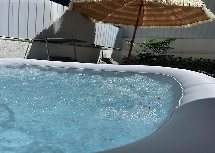 Aroeira Turquoise Home