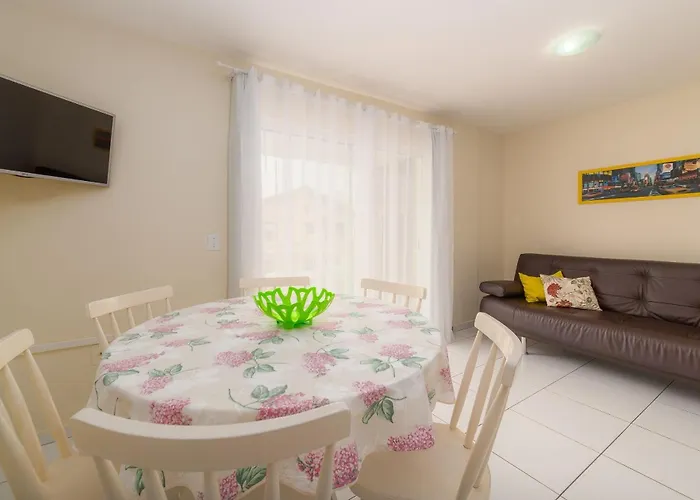 Residencial Dona Naime