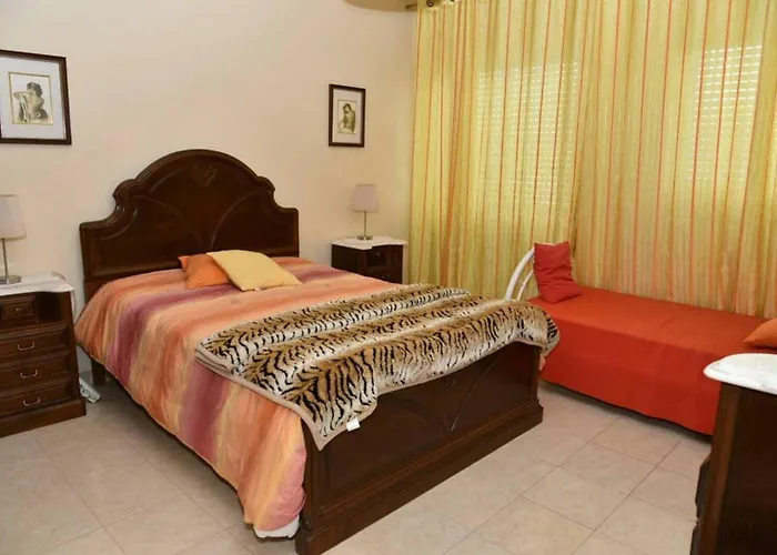 Comfortable Apartment With Lake View In Vila Real - 75M²