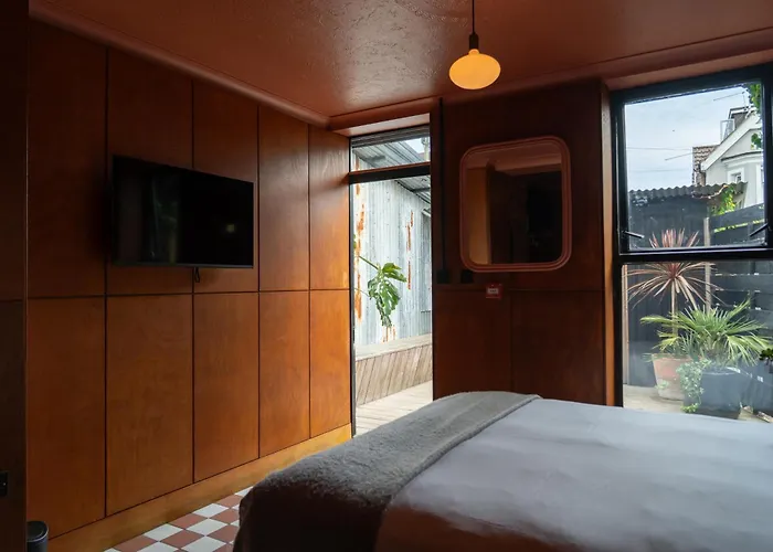 Deus Ex Machina Hotel