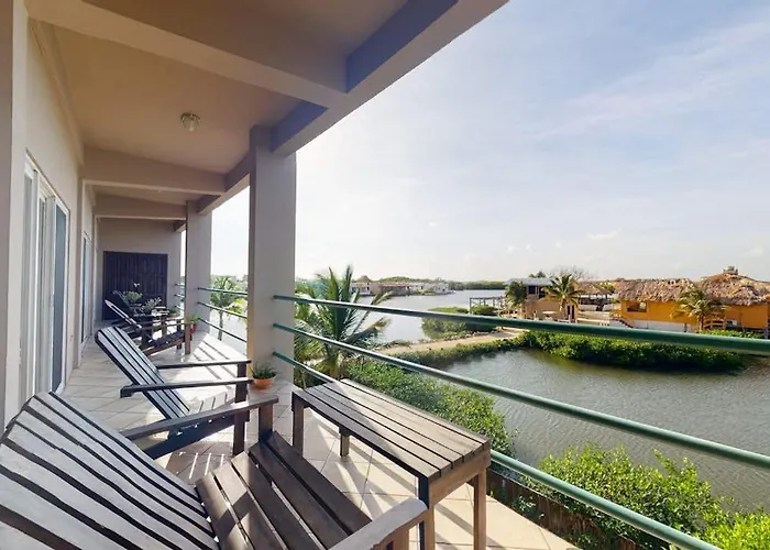 Suite F201 @ Mara Laguna