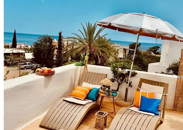 Island Away Chersonisos
