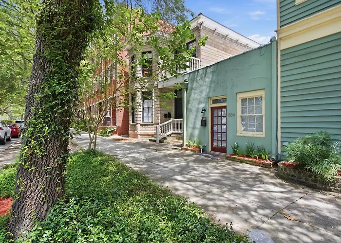The Magnolia Retreat In Historic Savannah 1Br