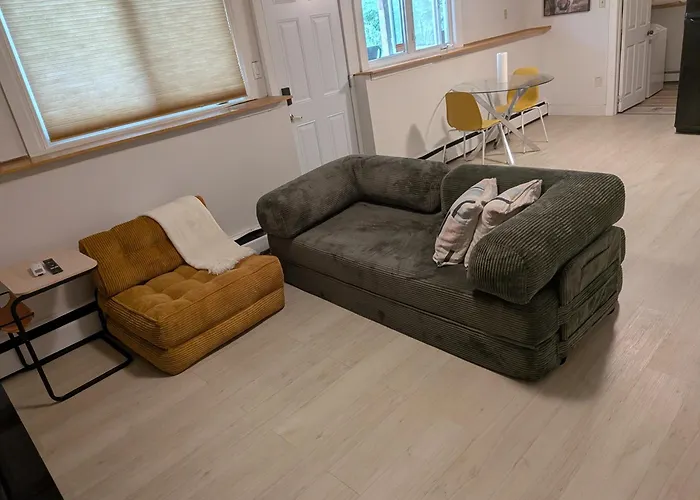 Garden City-Private 1Br Full Apt