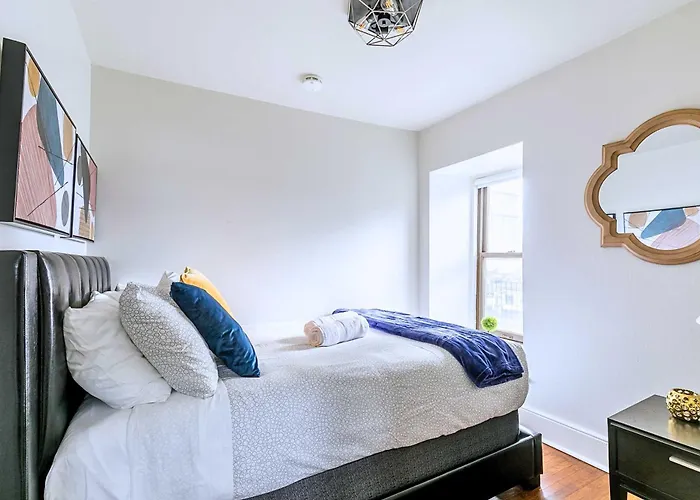 Stylish 1Br Apartment - Heart Of James South Hamilton