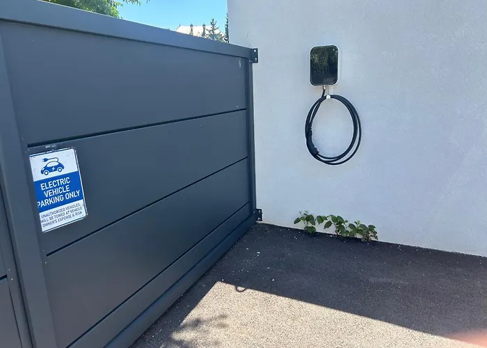 Casa Box Premium Free Garage