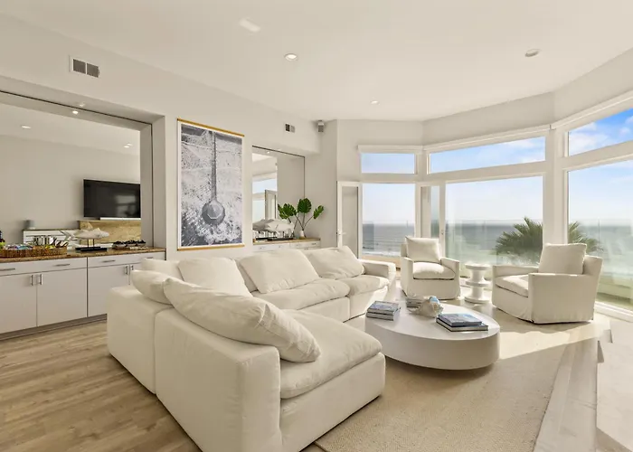 Ocean Front - 4 Bedroom Manhattan Beach Penthouse