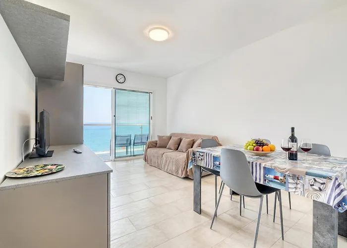 Lanterne Luxury Apartments