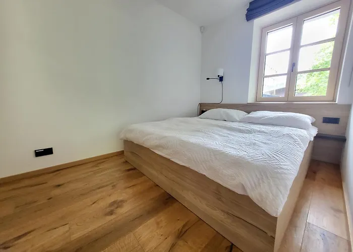 Pec 140 - Apartmany Maj
