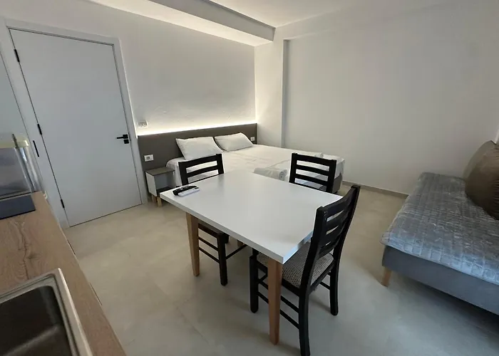 3Rd & 4Th Floor Mali I Robit Apartments