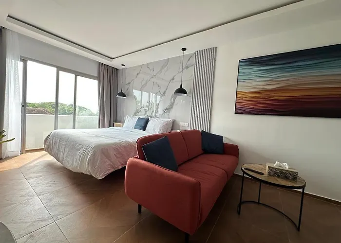 Bark Luxury Appartments Au Plateau Abidjan