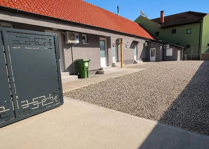 Free Private Parking - Casa Di Pino