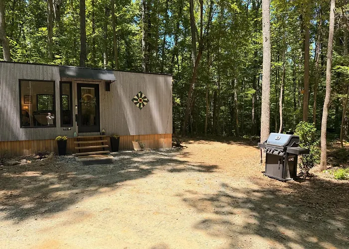 Riverside Studio - Trails, Views, Firepit, Hammock