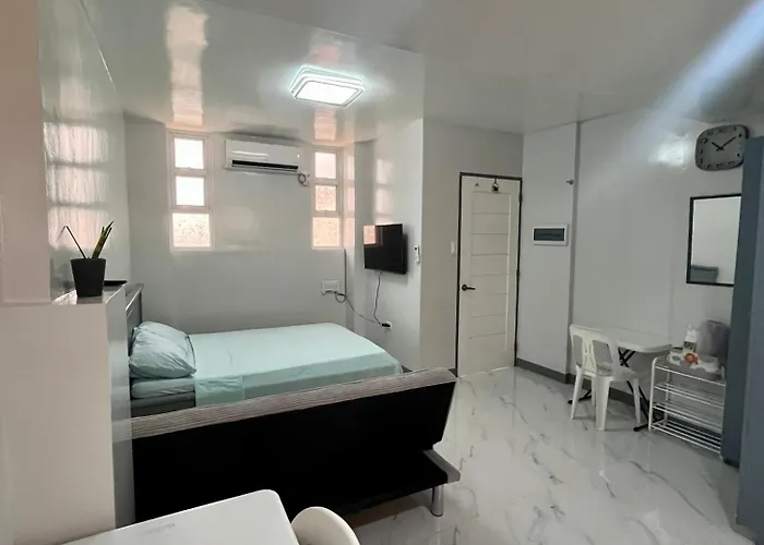 Cornerside Apartelle-Cozy Studio