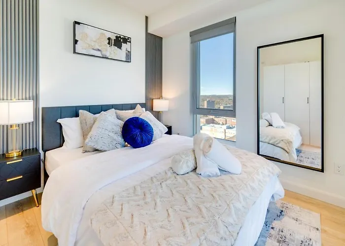 Modern Penthouse In Central Kw