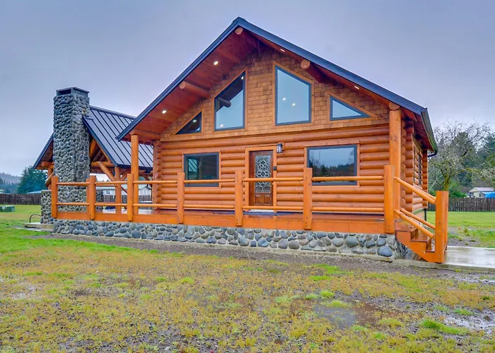 Pavilion W/ Hot Tub! 'Trybett Cabin 2' In Forks