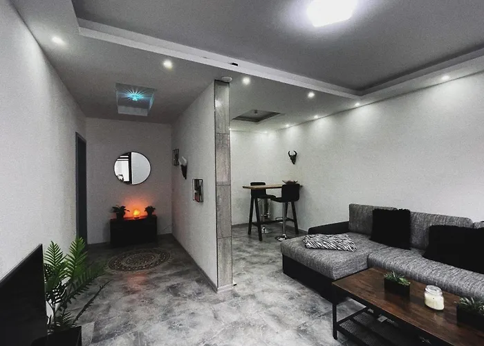Casa Antic Grosse Moderne 50Qm Wohnung Direkt Im Zentrum Wlan Ist Kostenlos 1-4 Personen