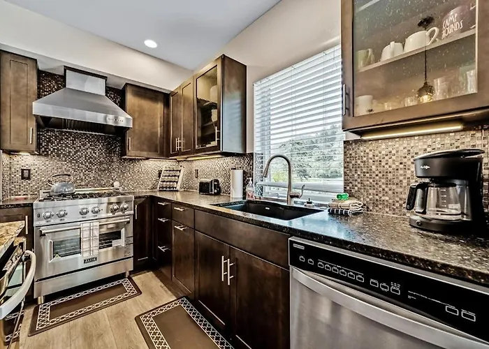 Beautiful Apartments With Fireplace Partial Ocean Views Washer&Dryer Grill