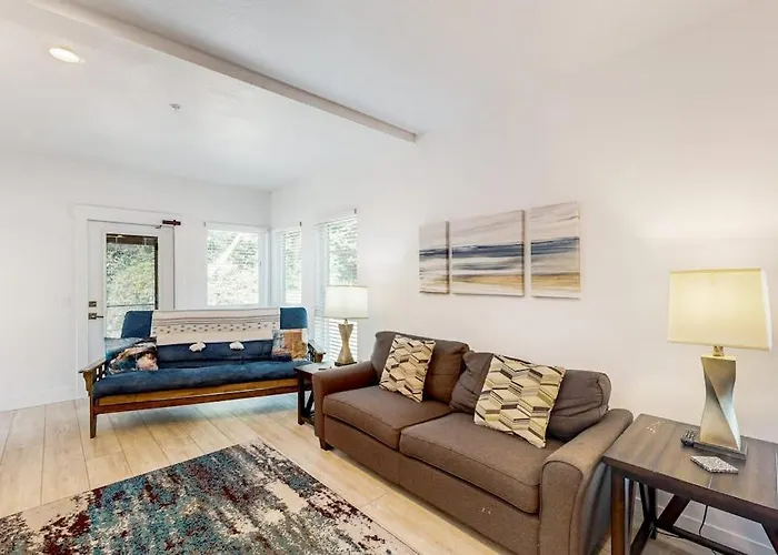 Sunny Apartments With Fireplace Partial Ocean Views Washer&Dryer Grill & Ac