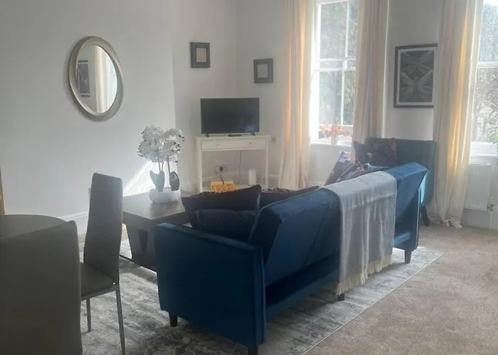Brand New 1Br Near River Thames