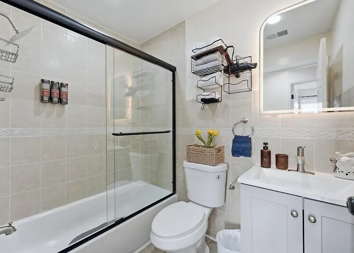 4Br 2Bath Parking 13 Guests