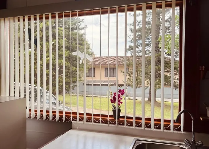 Escazu Modern Apt With Ac & Great Location