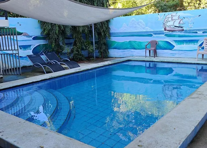 Cozy Loft Just 5 Minutes From El Tunco Ac , Wi-Fi,
