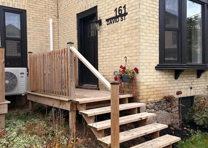 The Walnut On Victoria Park - 2 Bed 1 Bath